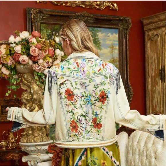 Denim jacket embroidered and sequined - Picture 4 of 4